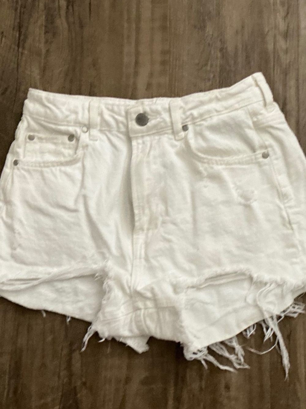 Zara white distressed denim cutoff shorts, size 4